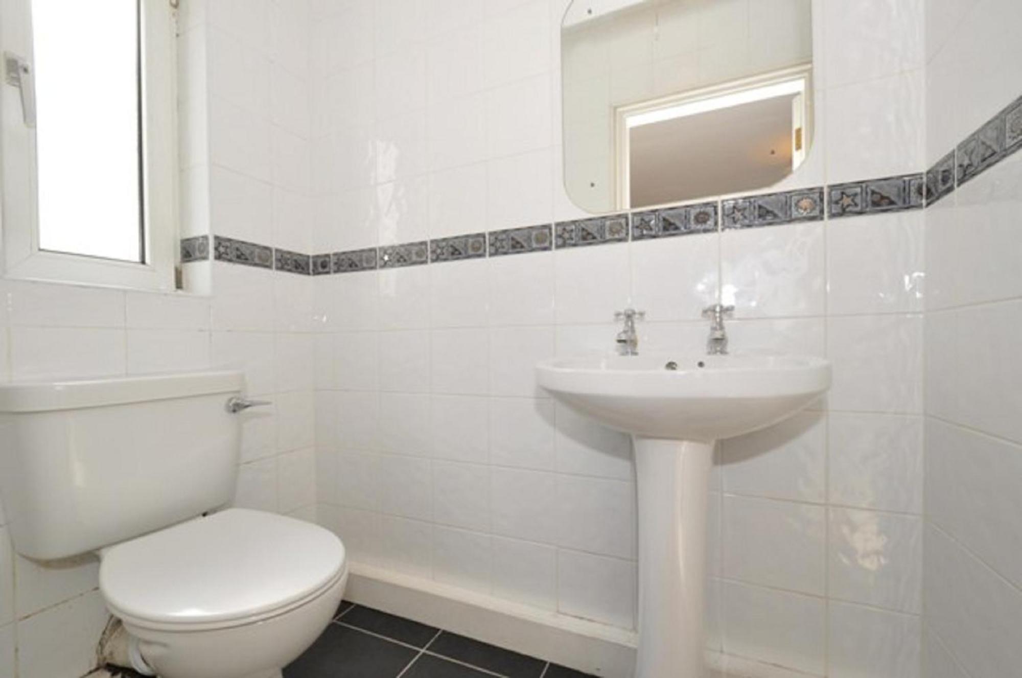 גלוואיי Lynfield Guest House מראה חיצוני תמונה