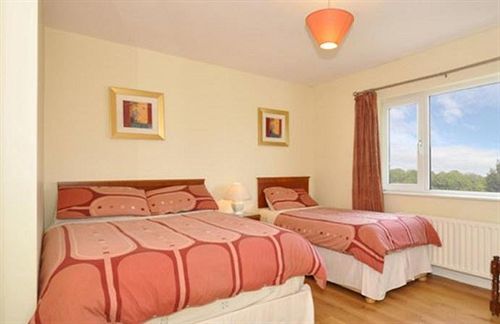 גלוואיי Lynfield Guest House מראה חיצוני תמונה