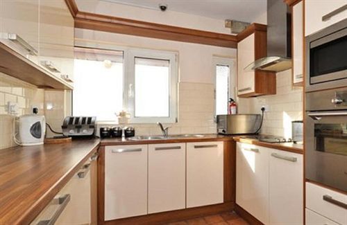 גלוואיי Lynfield Guest House מראה חיצוני תמונה